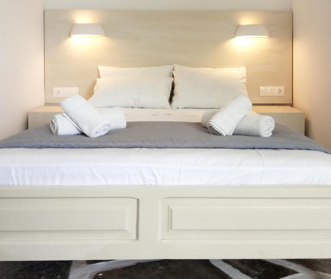 Asante Paros 2*